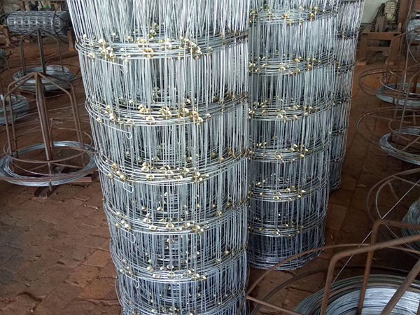 環(huán)扣網(wǎng)圍欄圖片1