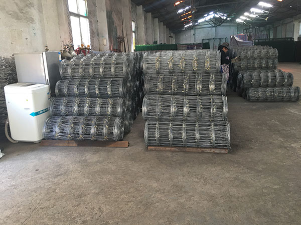 環(huán)扣網(wǎng)圍欄圖片4