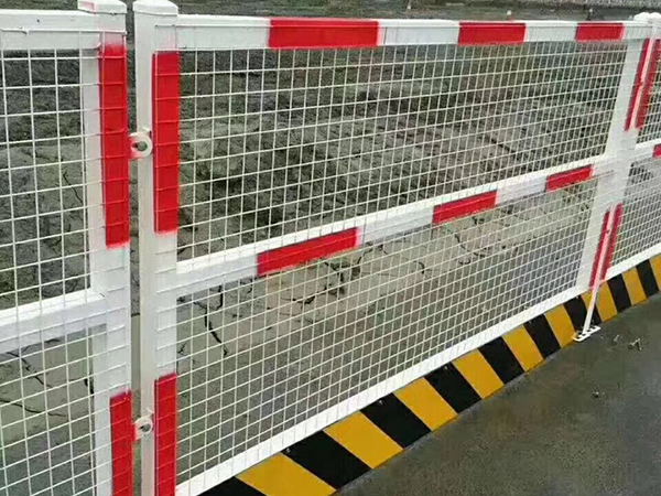 基坑護(hù)欄圖片4